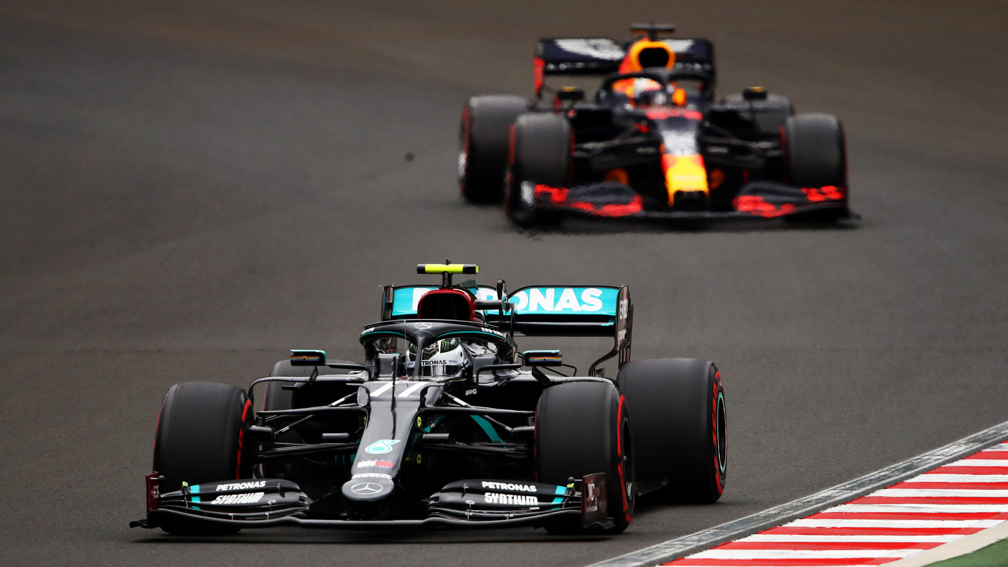 Why is Mercedes f1 engine so good?